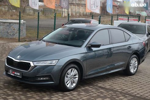 Skoda Octavia 2020 - фото 3