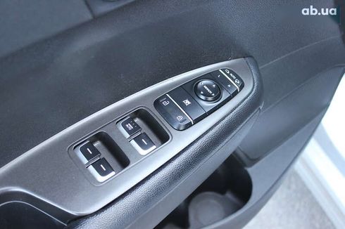 Kia K5 2016 - фото 23