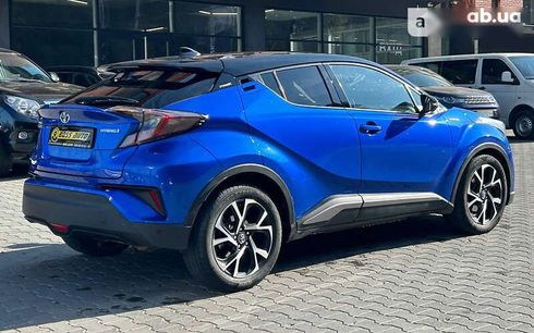 Toyota C-HR 2016 - фото 6