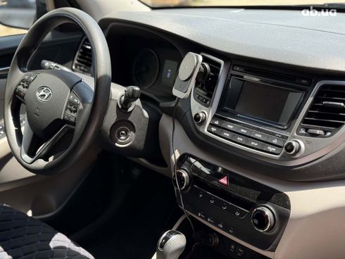Hyundai Tucson 2015 серый - фото 18
