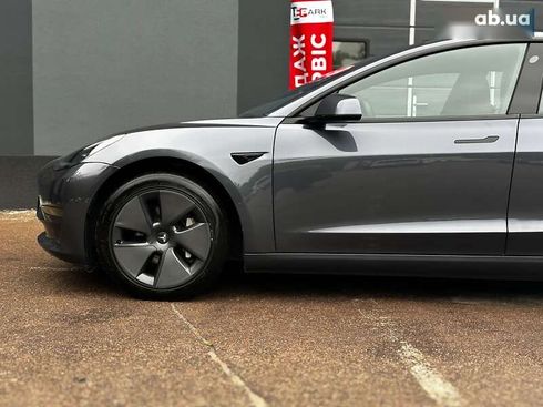 Tesla Model 3 2021 - фото 4