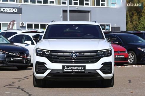 Volkswagen Touareg 2023 - фото 2