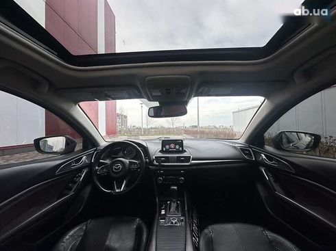 Mazda 3 2017 - фото 17