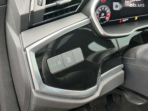 Audi Q3 2019 - фото 13