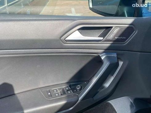 Volkswagen Tiguan 2021 - фото 14
