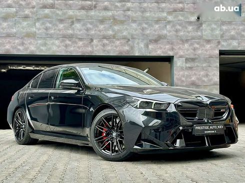 BMW M5 2025 - фото 2