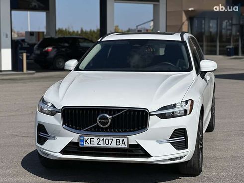 Volvo XC60 2022 - фото 14