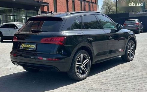 Audi Q5 2019 - фото 6