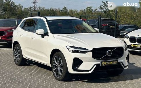 Volvo XC60 2021 - фото 3