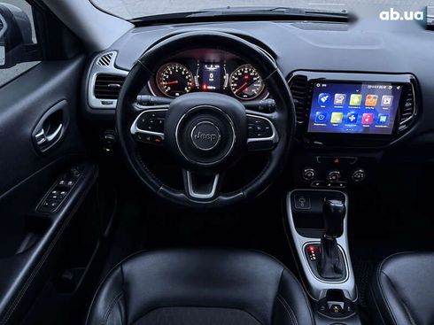 Jeep Compass 2018 - фото 22