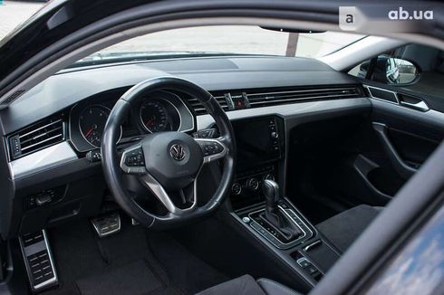 Volkswagen Passat 2020 - фото 30