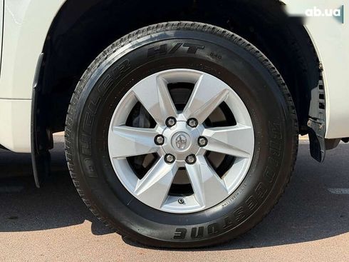 Toyota Land Cruiser Prado 2019 - фото 20