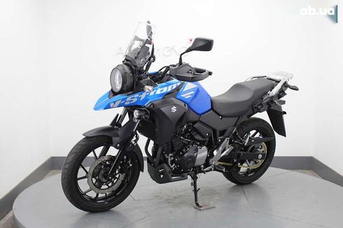 Suzuki V-Storm 2017 - фото 3