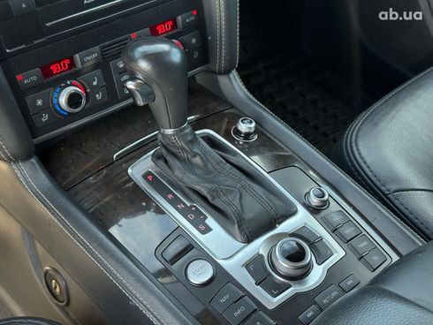 Audi Q7 2010 серый - фото 22