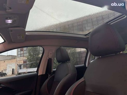 Peugeot 2008 2018 - фото 12