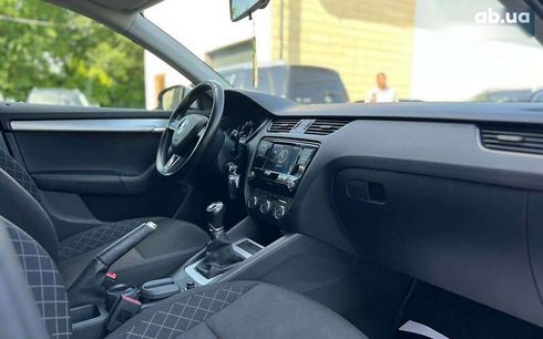 Skoda Octavia 2019 - фото 21
