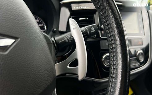 Mitsubishi Outlander 2017 - фото 23