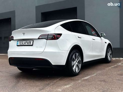 Tesla Model Y 2023 - фото 10
