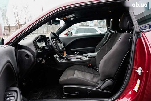 Dodge Challenger 2019 - фото 16