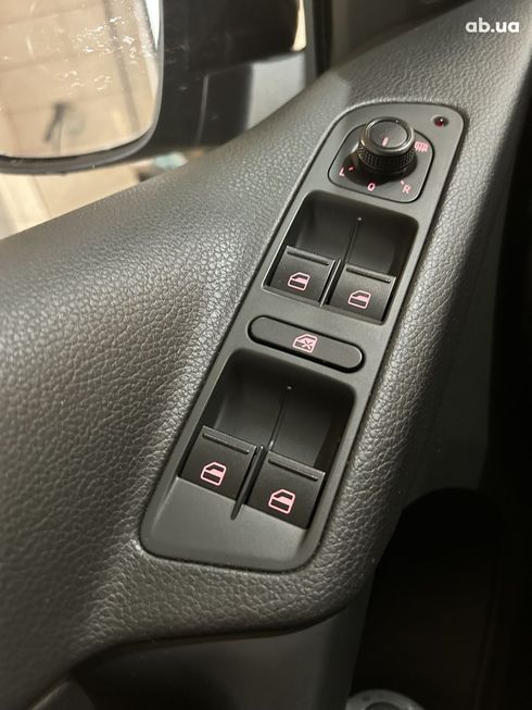 Volkswagen Tiguan 2015 черный - фото 19