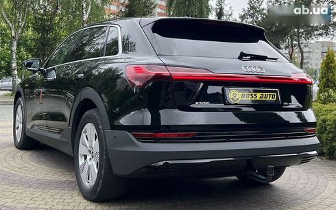 Audi E-Tron 2022 - фото 5