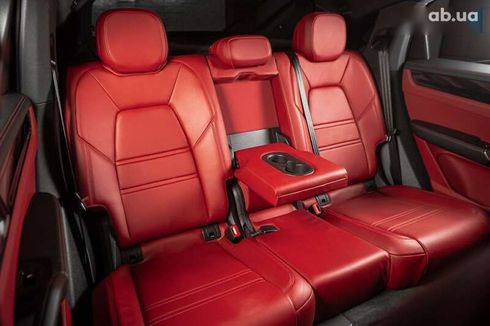 Porsche Cayenne Coupe 2021 - фото 30