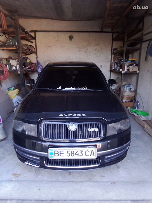 Skoda Superb 2005 черный - фото 4