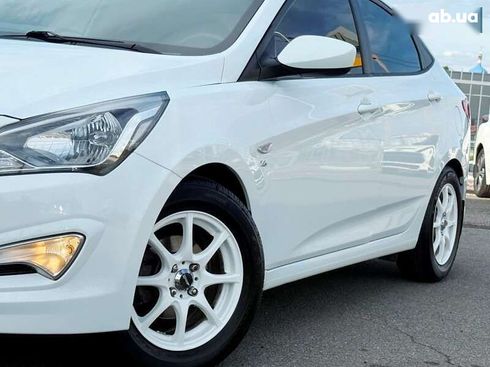 Hyundai Solaris 2016 - фото 9