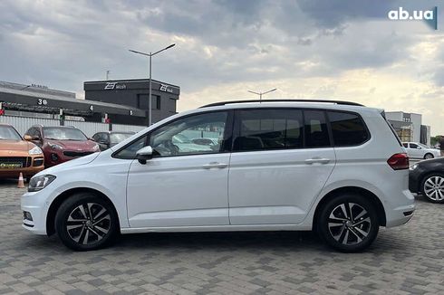 Volkswagen Touran 2019 - фото 4