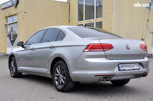 Volkswagen Passat 2015 - фото 12