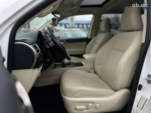 Lexus GX 2020 - фото 15