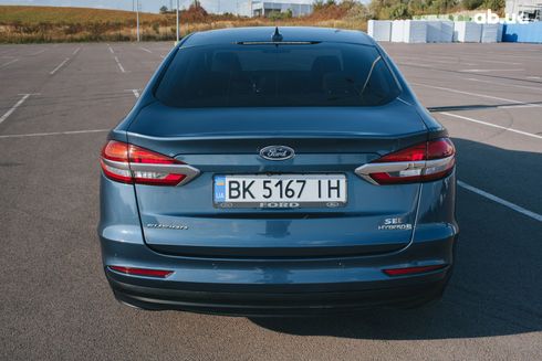 Ford Fusion 2019 синий - фото 18
