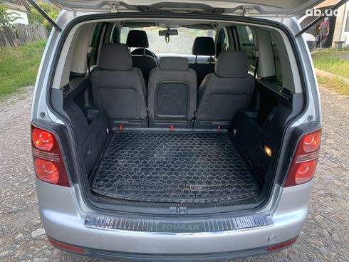 Volkswagen Touran 2006 серый - фото 25