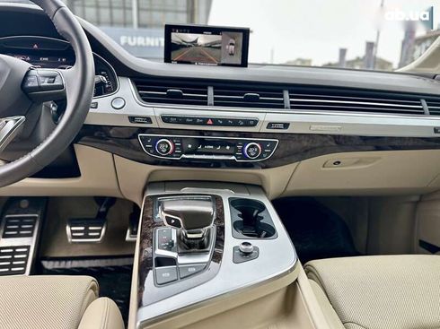 Audi Q7 2019 - фото 18