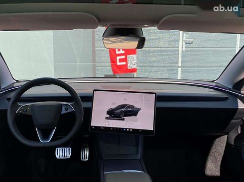Tesla Model 3 2024 - фото 17
