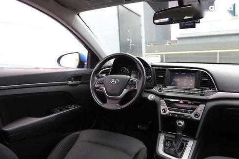 Hyundai Elantra 2016 - фото 13