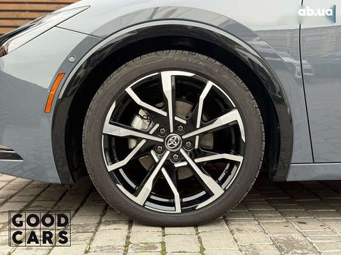 Toyota Prius 2024 - фото 11