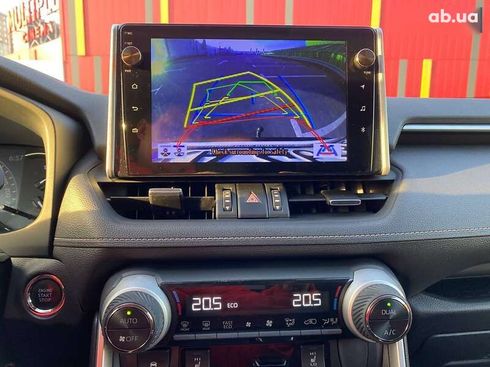 Toyota RAV4 2020 - фото 18