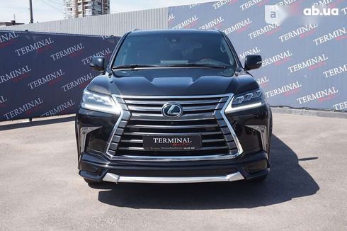 Lexus LX 2017 - фото 2