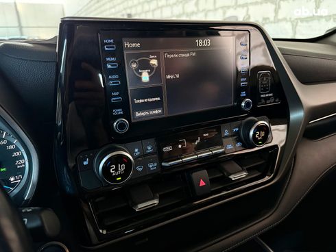 Toyota Highlander 2021 коричневый - фото 36