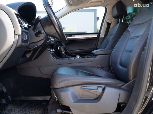 Volkswagen Touareg 2016 - фото 19