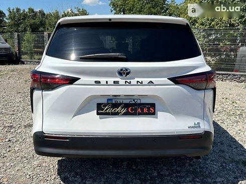 Toyota Sienna 2021 - фото 2