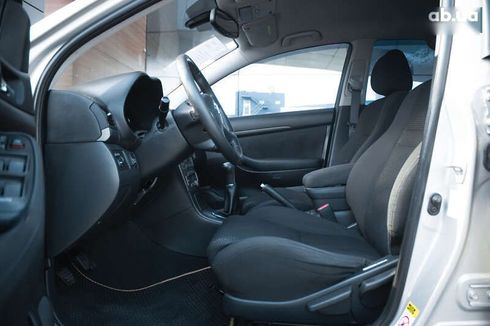 Toyota Avensis 2005 - фото 12