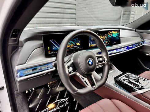 BMW 7 серия 2023 - фото 26