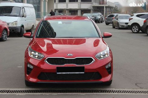 Kia Cee'd 2018 - фото 2