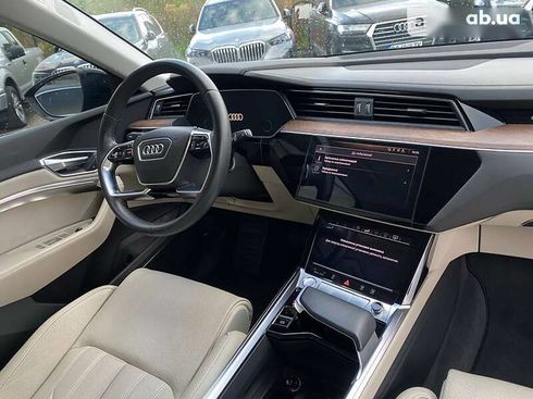 Audi E-Tron 2019 - фото 11