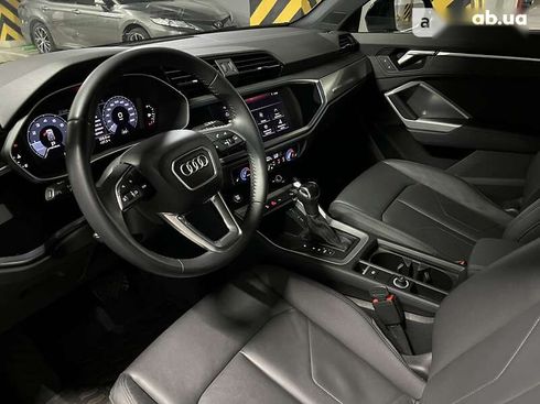 Audi Q3 2019 - фото 25