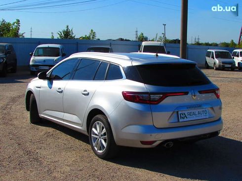 Renault Megane 2017 - фото 2