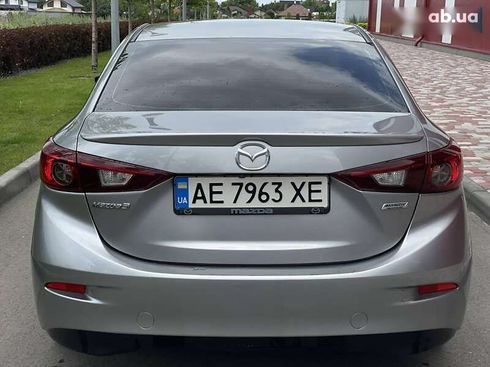 Mazda 3 2016 - фото 5