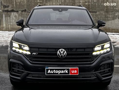 Volkswagen Touareg 2021 черный - фото 42